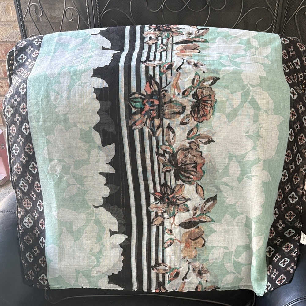 Gerry Weber Black and Green Floral Scarf/Shawl